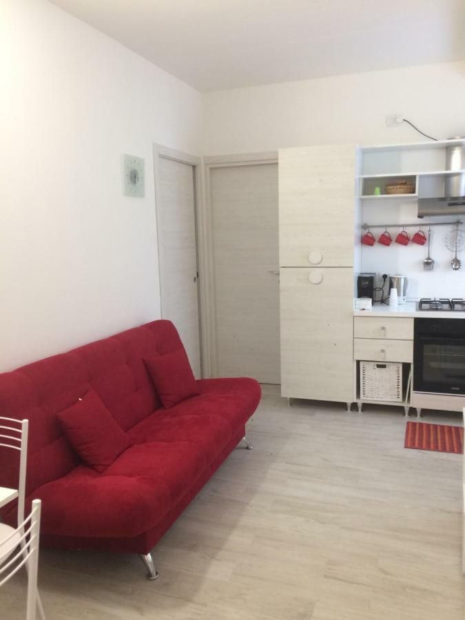 Appartamento Rubino - Lovely Little Flat 3 Minutes From Golf Club 5 Minutes From Lake Soiano Del Lago Exterior foto